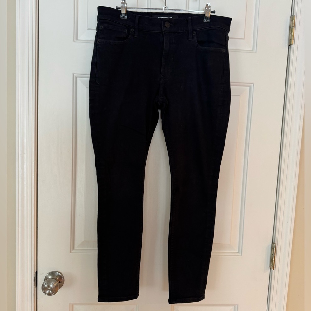 EXPRESS Mid Rise Legging Jean, 10Short